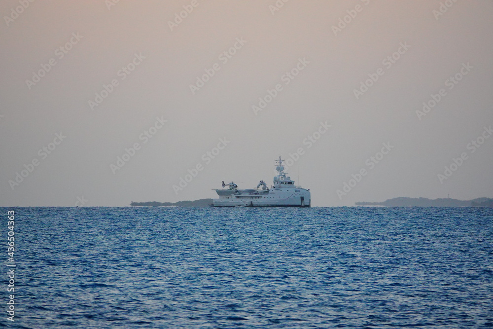 super yacht with helicopter 
