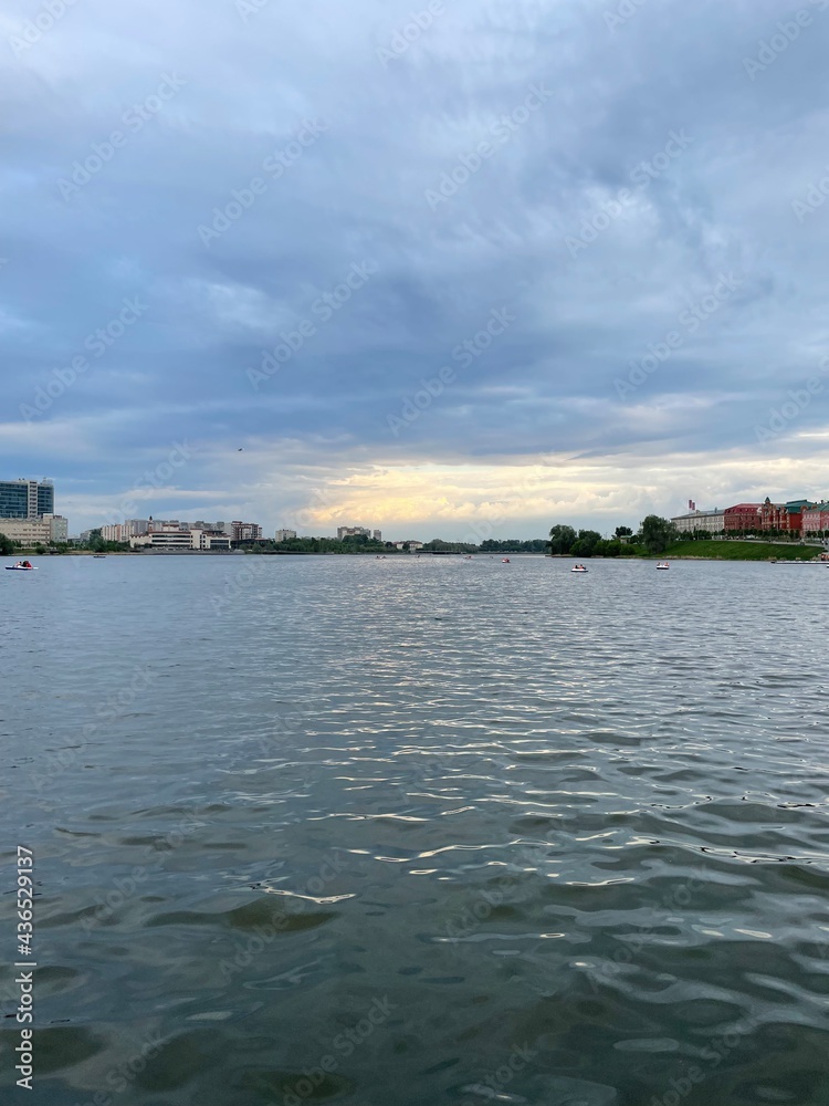 Obraz premium river and sky