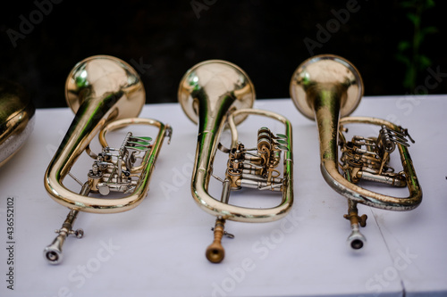 Canvas Print trumpet isolated on white