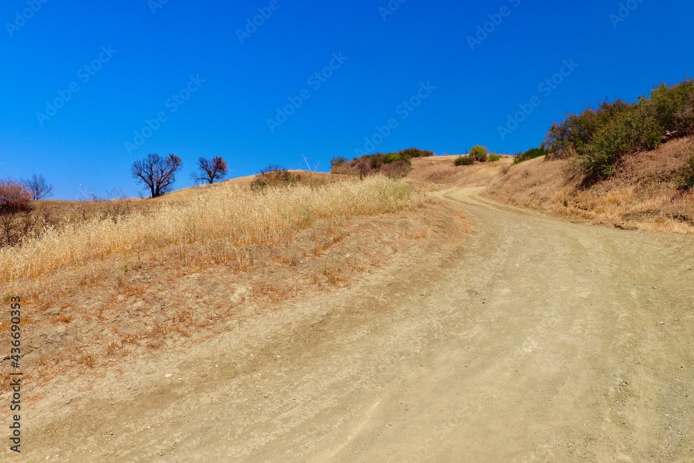 California Hiking Trail With Mountain Landscape 