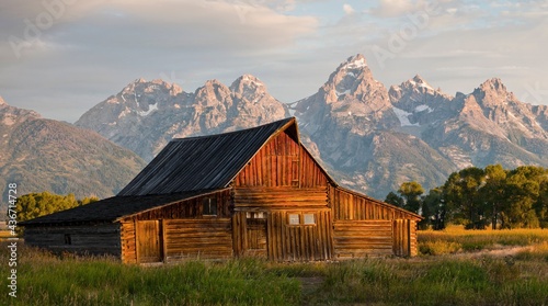 A Cabin By The Mountains