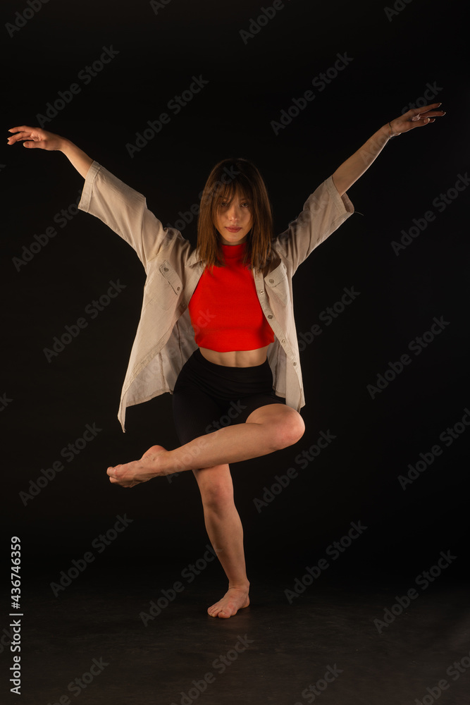 Asymmetrical pose while balancing