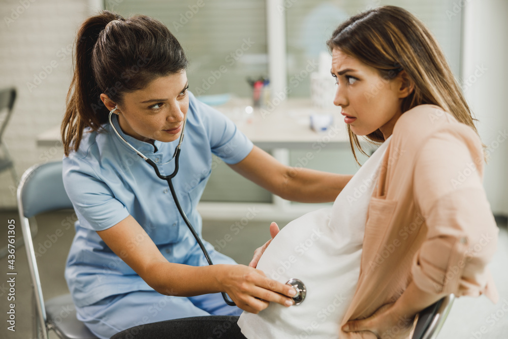 Obraz premium Pregnant Woman On A Gynecological Examination