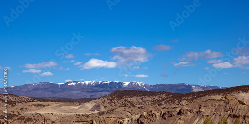 Canvas-taulu Panoramic view of the Rocky Mountains and a gypsum mine near the town of Gypsum,