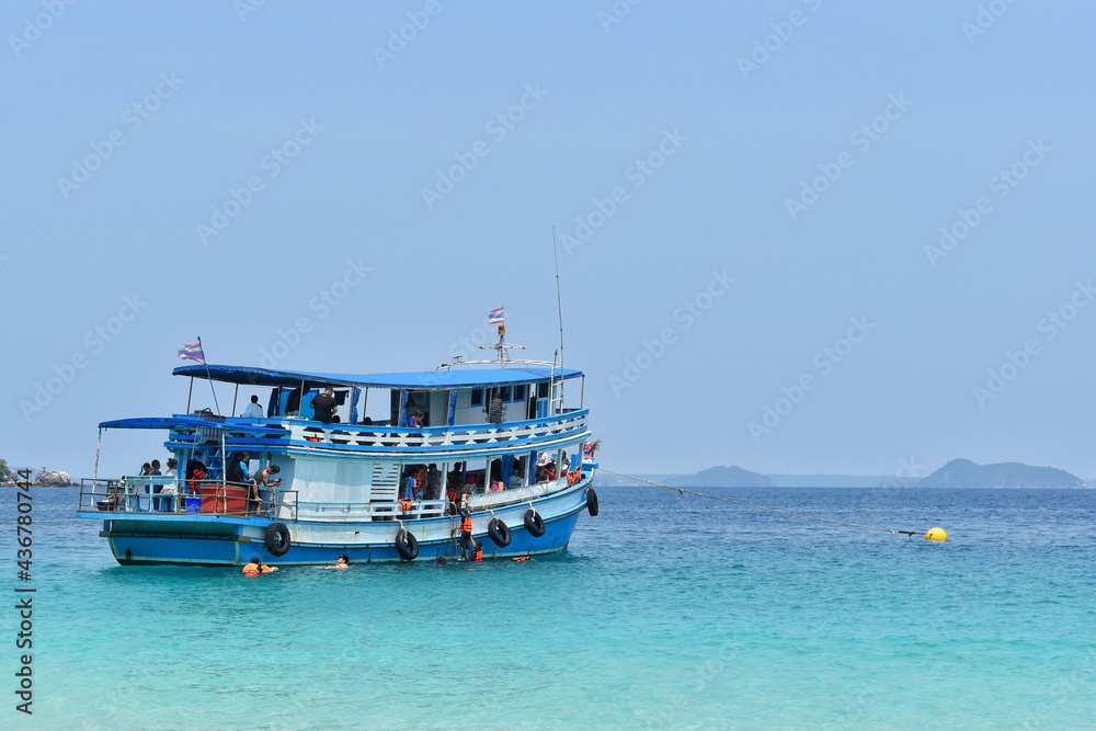 Excursion boat, take tourists to snorkel to see under the sea. Excursion boat, take tourists to snorkel to see under the sea.