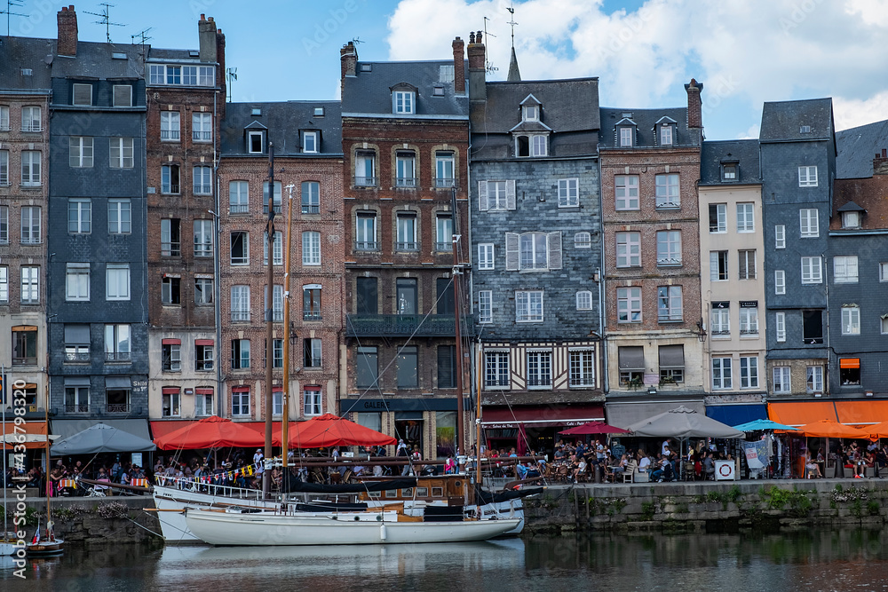 Honfleur, le vieux bassin