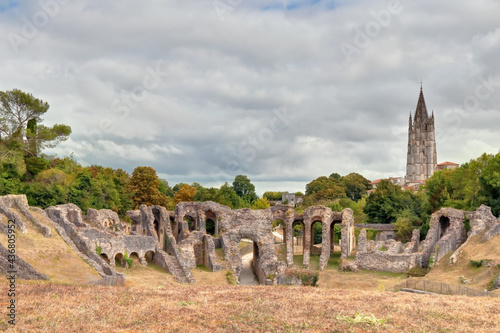 Arènes de Sainte en Charente-Maritime