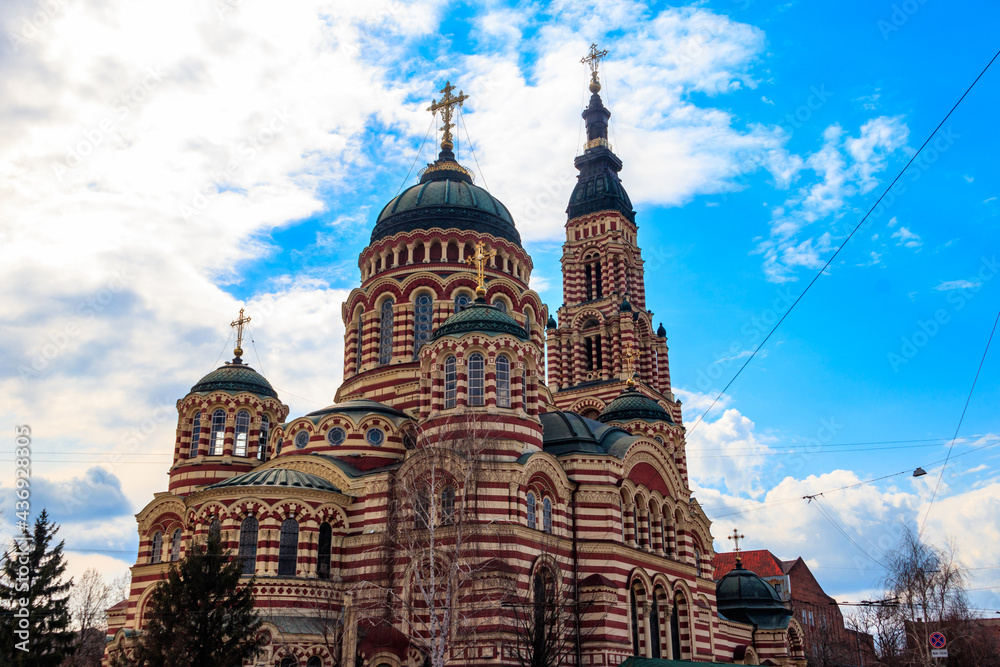 Fototapeta premium View of Annunciation cathedral in Kharkov, Ukraine