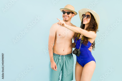 Boyfriend and girlfriend on a summer vacation