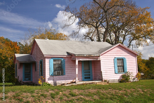 Abandoned Pink House in Rural Countryside Eastern Texas