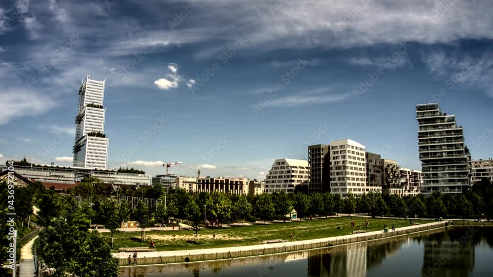 Palais de Justice Batignolles timelapse