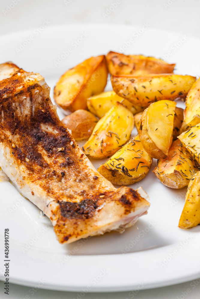 baked salmon with thyme potatoes