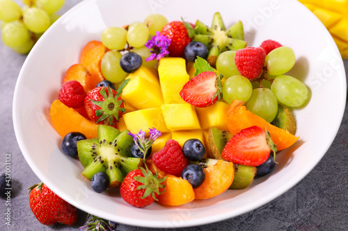 fresh fruit salad in bowl