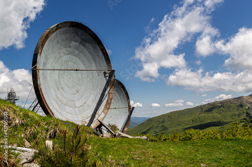 Obraz na płótnie Radar Monte Giogo - Emilia Romagna, Italia w salonie