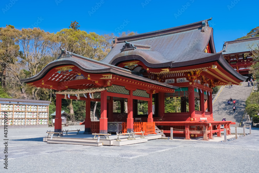 神奈川県鎌倉市 鶴岡八幡宮 舞殿 下拝殿 Stock 写真 Adobe Stock