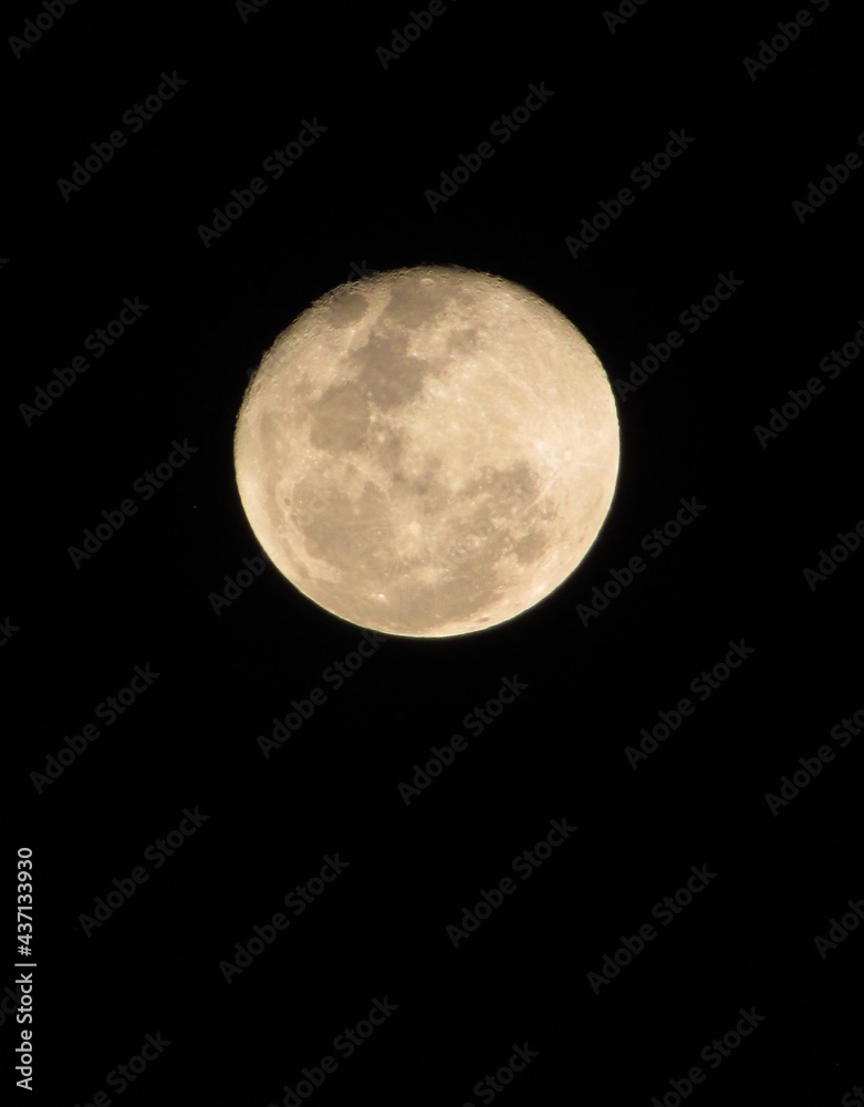The full moon on a beautiful night. The beauty is above. Brazil, Brasília-DF. The full moon on a beautiful night. The beauty is above. Brazil, Brasília-DF.
