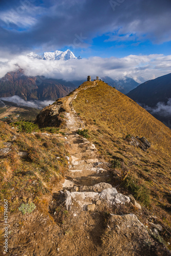 Fotografía Way to Edmund Hillary Monument, Nepal