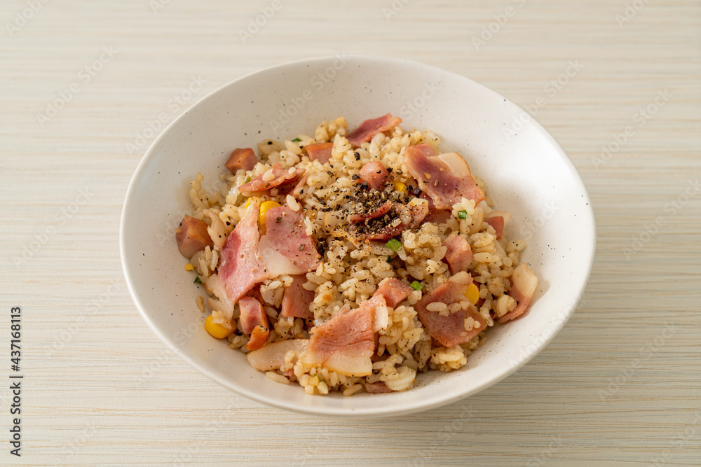 fried rice with bacon ham and black peppers fried rice with bacon ham and black peppers