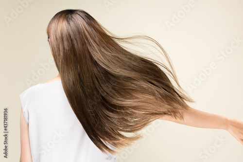 躍動感ある髪 Fototapeta