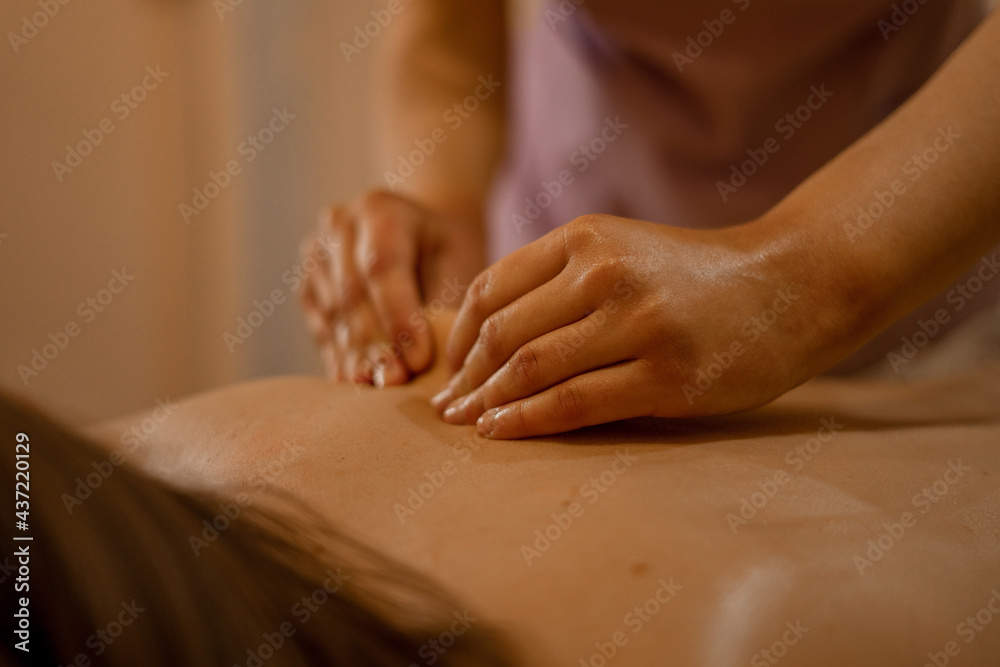 massage in salon