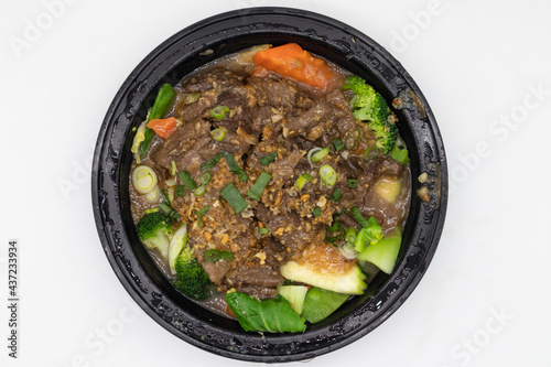 Thai Sauteed Garlic with Beef and Vegetables