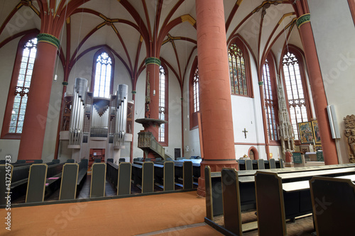 Innenraum der gotischen Kirche in Korbach photo