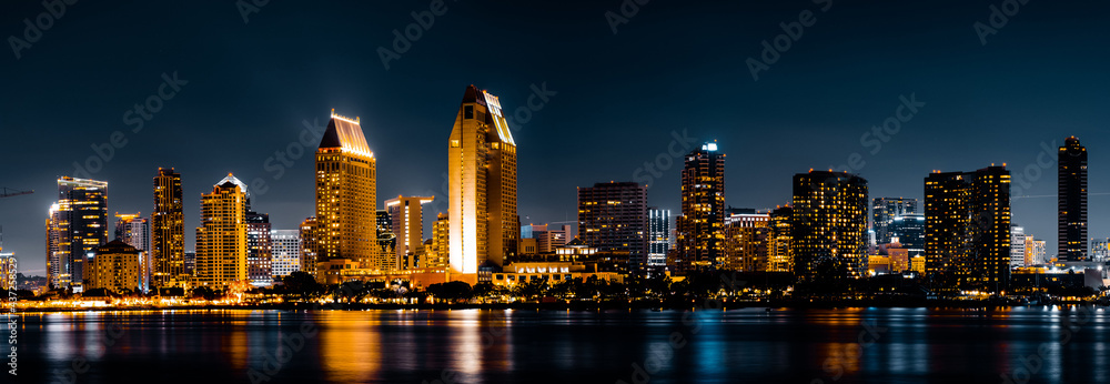 Fototapeta premium San Diego, California - USA , San Diego Skyline at Night , San Diego, California, USA