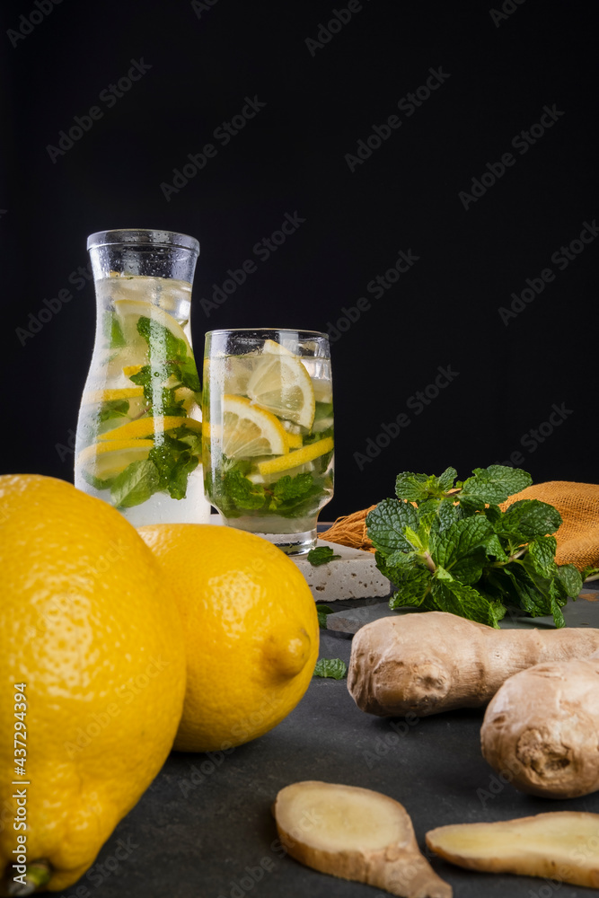 Sicilian lemon juice with ginger and mint - flavored water