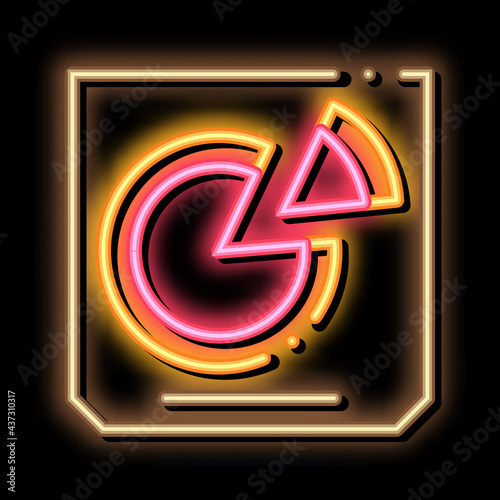 Pizza Box neon light sign vector. Glowing bright icon Pizza Box isometric sign. transparent symbol illustration