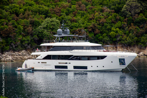  luxury yacht anchored at corfu beach © ernestos