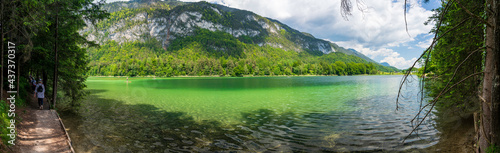 Reintalersee bei Kramsach in Tirol Österreich Panorama
