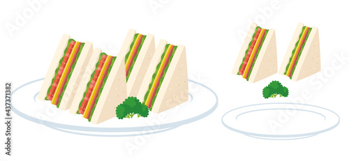 皿にのったハムチーズ＆トマトハムチーズのサンドイッチのイラスト素材
