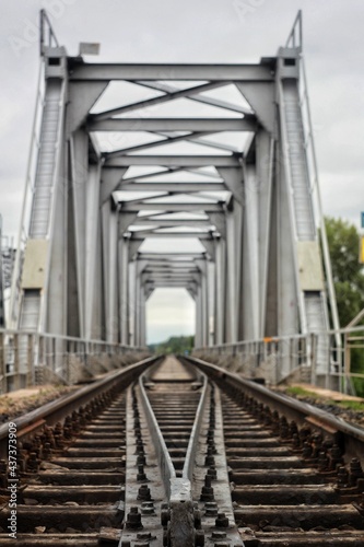 Fototapeta Naklejka Na Ścianę i Meble -  railway bridge over the river