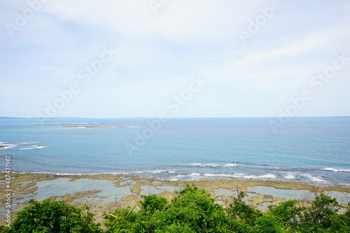 Wallpaper Mural Cape Chinen Park in Okinawa, Japan - 沖縄 知念岬 公園 Torontodigital.ca