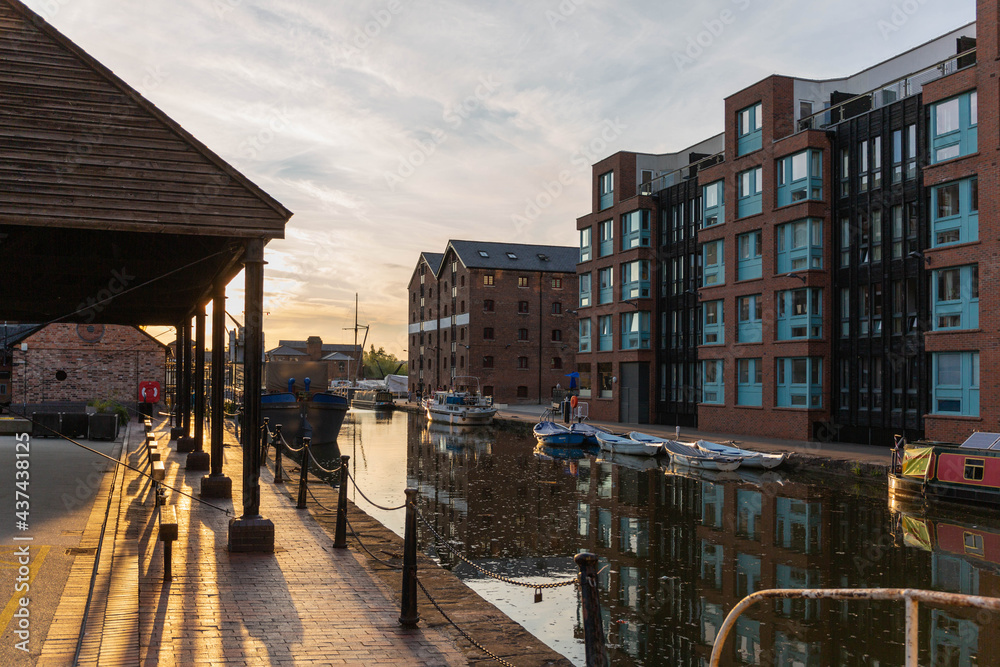 Naklejka premium Gloucester docks, England
