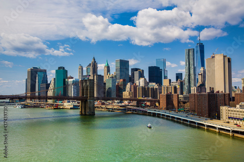 East River  Brooklyn Bridge  and Financial District  New York