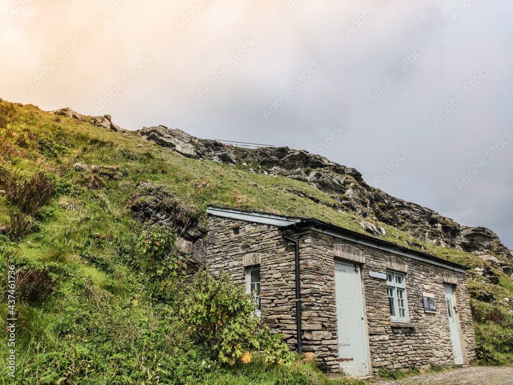 Fototapeta premium TINTAGEL CASTLE