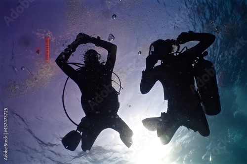 Scuba Diver´s Silhouettes. Koh Tao, Tailand