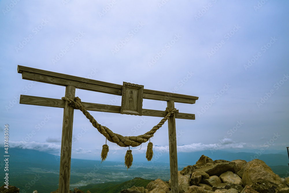 車山神社　鳥居　風景