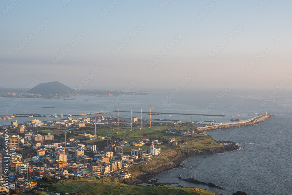 Fototapeta premium Jeju Island as seen from Seongsan Ilchulbong Peak