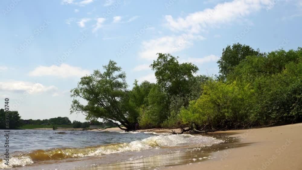 Elbe mit Sandstrand bei Geesthacht - Elbstrand im Sommer