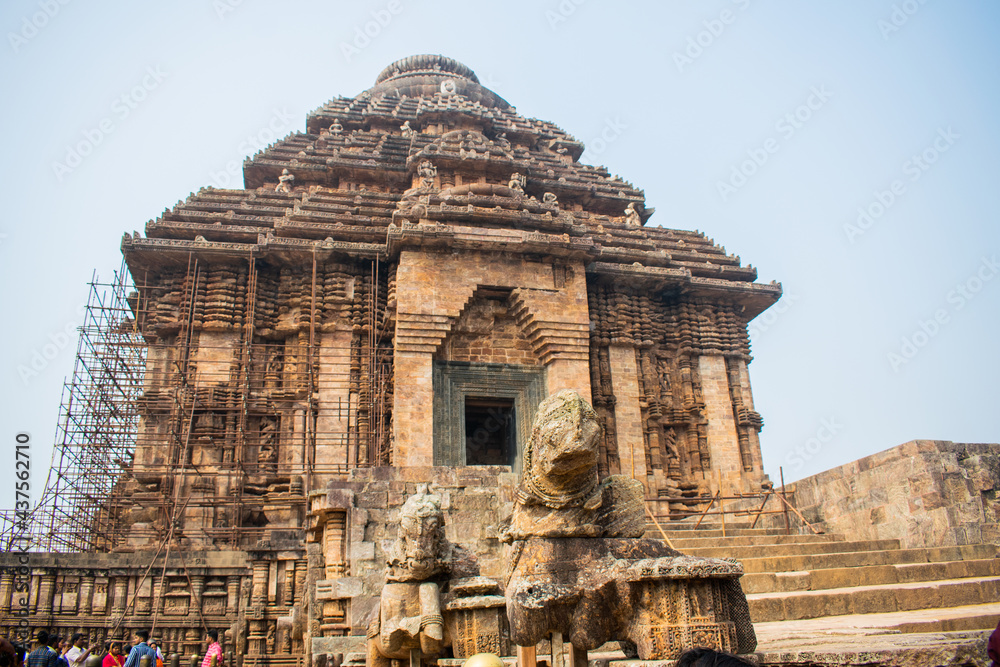 Fine carving of sculptures, Konark Sun Temple in India