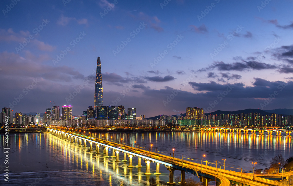 city skyline at night, Seoul South Korea