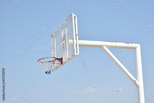 Basketball pole