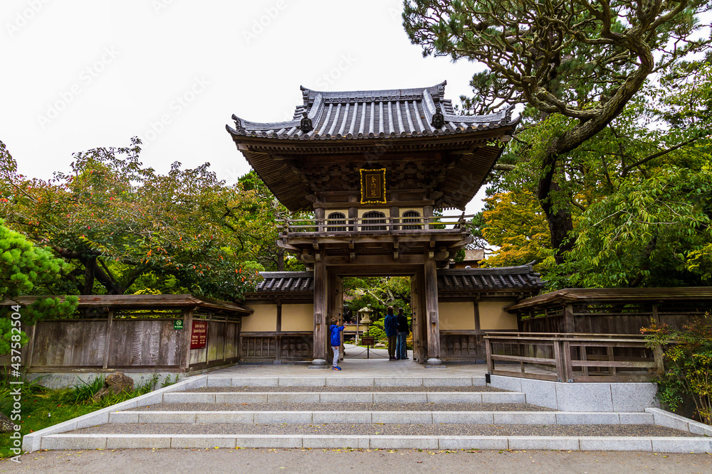 The entrance of Japanese Tea Garden in Golden Gate Park, San Francisco The entrance of Japanese Tea Garden in Golden Gate Park, San Francisco