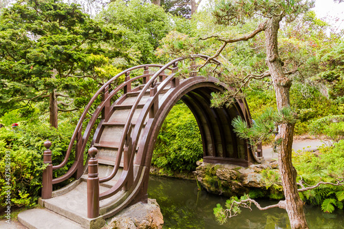 Wooden bridge in Japanese Tea Garden, San Francisco