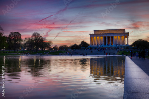 Washington DC Mall - Lincoln Memorial, Washington Monument, WWII Memorial