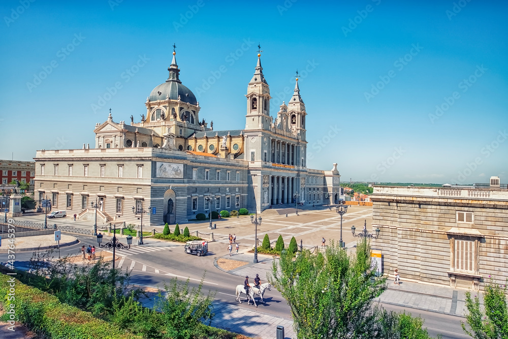 Obraz premium Almudena Cathedral in Madrid, Spain
