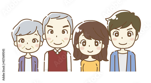 シニア夫婦と若いカップル