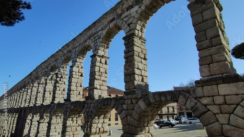 Acueducto romano de Segovia, España, con más de dos mil años de antigüedad  photo
